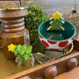 Coton Colors Green and Red Christmas Tree Embellishment Set